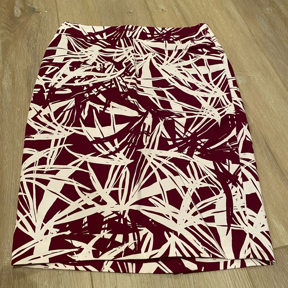 Loft- pencil skirt size 0